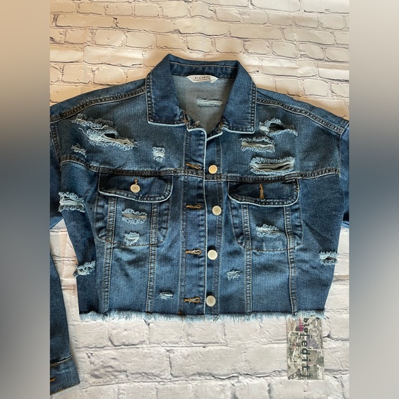 Jean Jacket - Picture 9 of 9